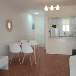 La Gavina アパート サロウ